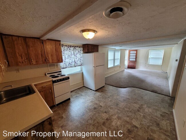 Foto del edificio - 2 br, 1 bath House - 67 West Church Street A