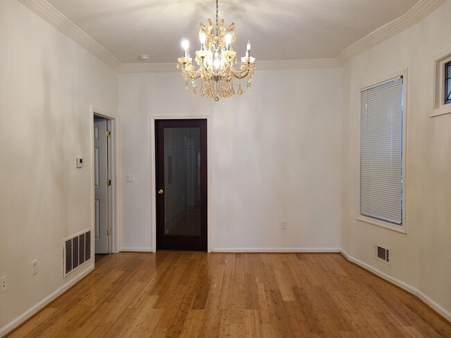 Building Photo - 221 Claremont Ave