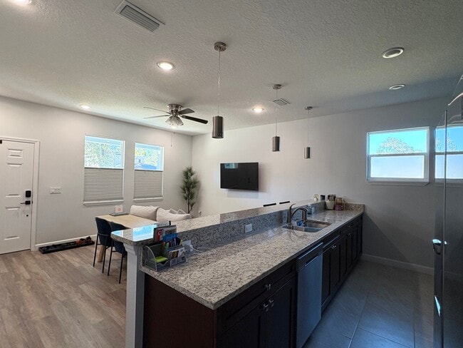 Foto del edificio - 4409 N 36th St