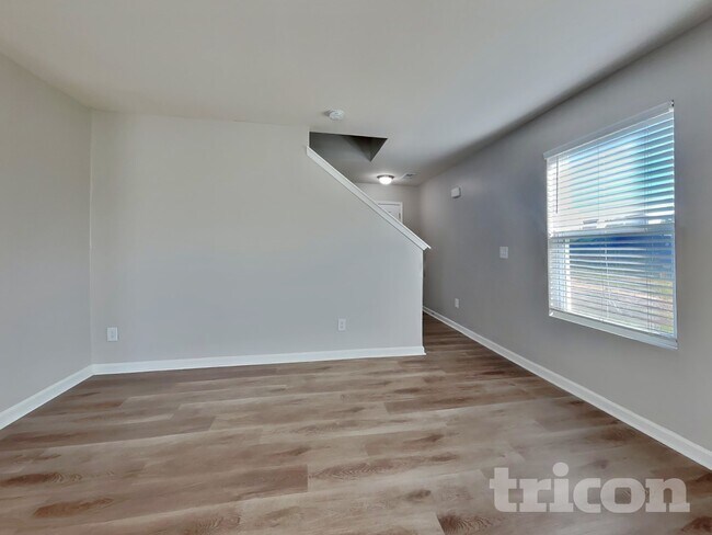 Foto del edificio - 325 Emilies Crossing Way