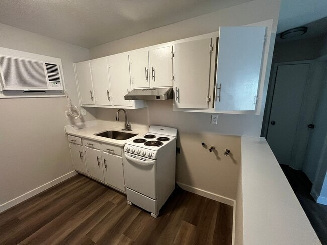 Building Photo - Spaces You’ll Love Coming Home To