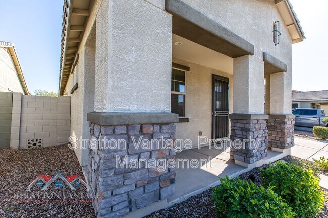 Building Photo - 2725 S Gordon
