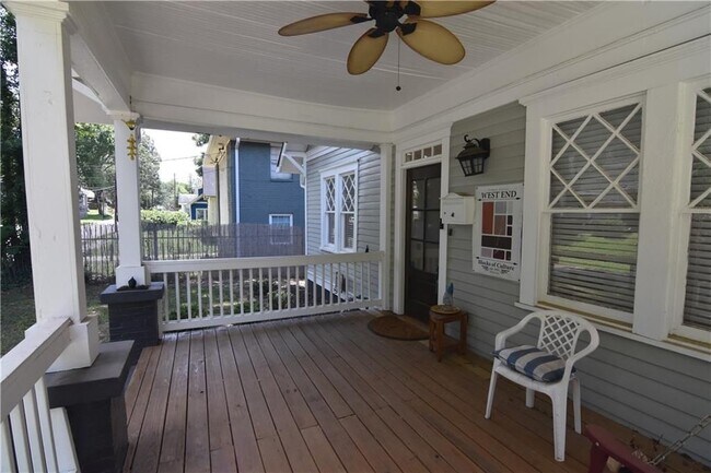 Foto del edificio - 375 Atwood St SW