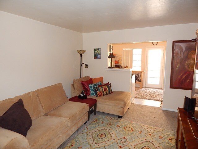 Building Photo - 3625 Reynard Way