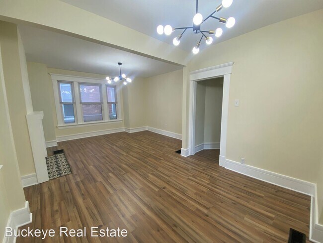 Building Photo - 4 br, 3 bath House - 76 E. 11th Ave.