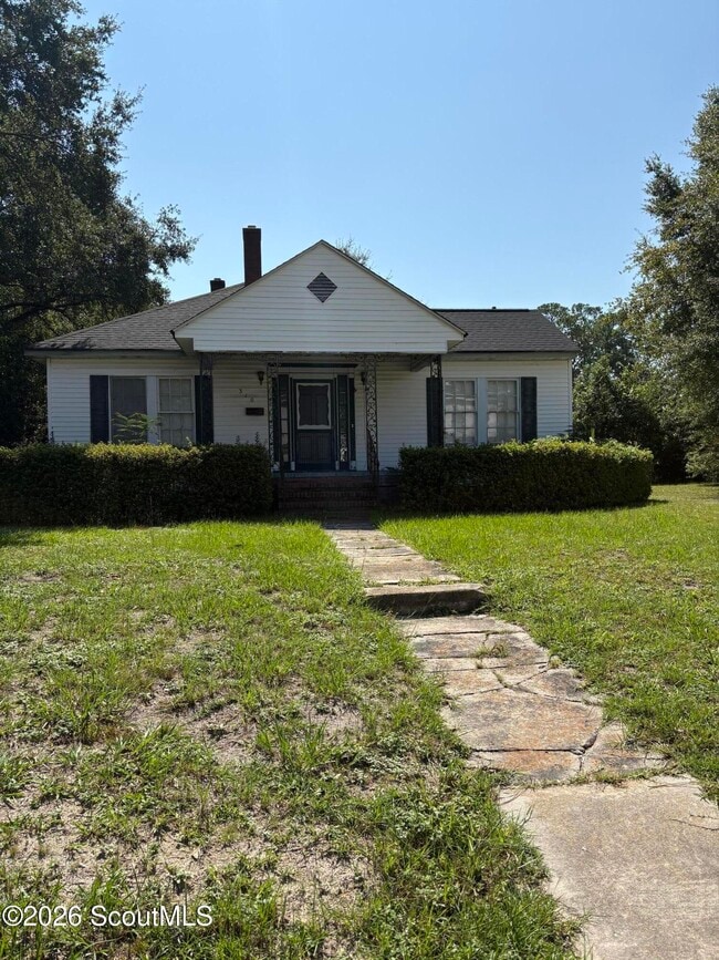 Building Photo - 310 Hill St