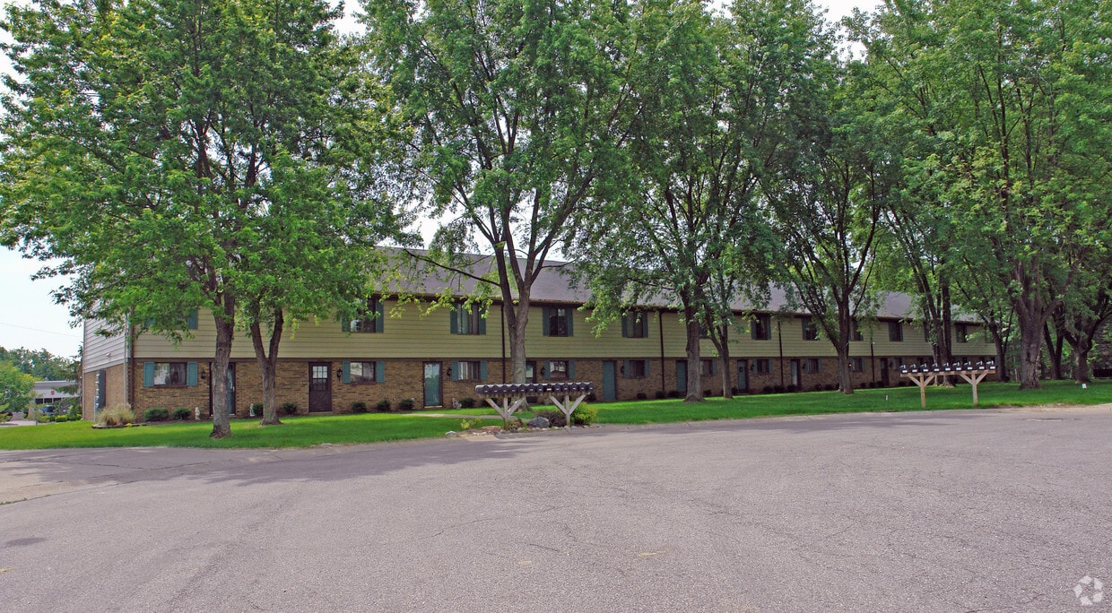 7830 Betsy Ross Cir, Dayton, OH 45459 Apartments in Dayton, OH