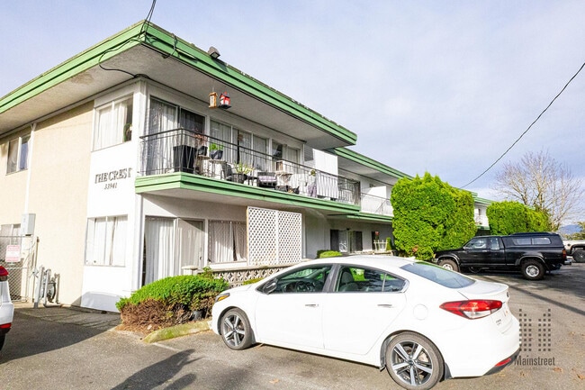 Building Photo - Mainstreet Hilltop