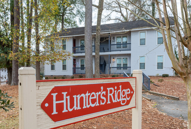 Foto del edificio - Hunter's Ridge Apartments