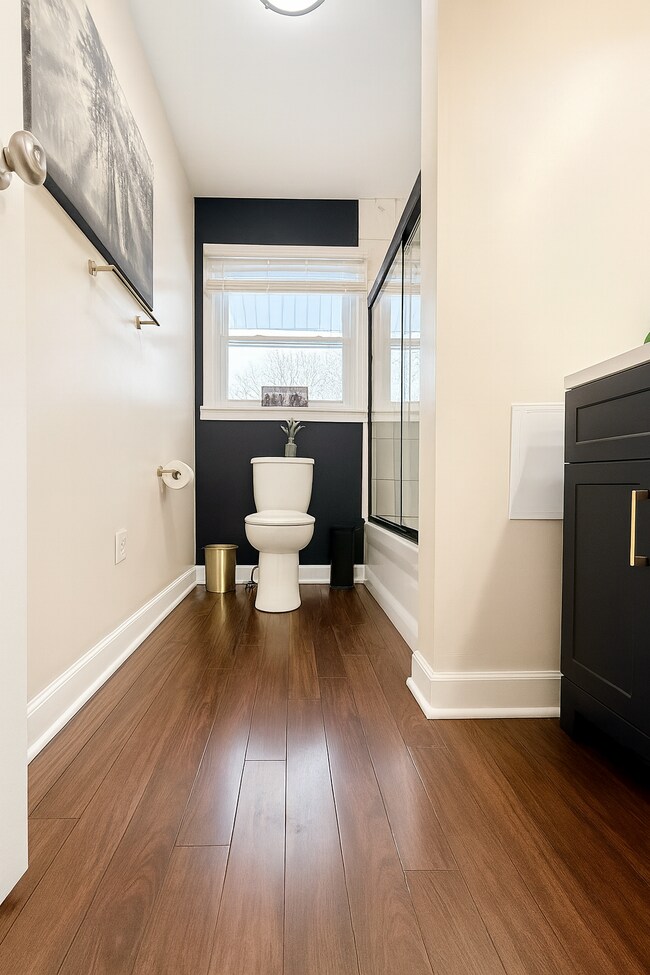 Foto del edificio - 12418 White Oak Dr