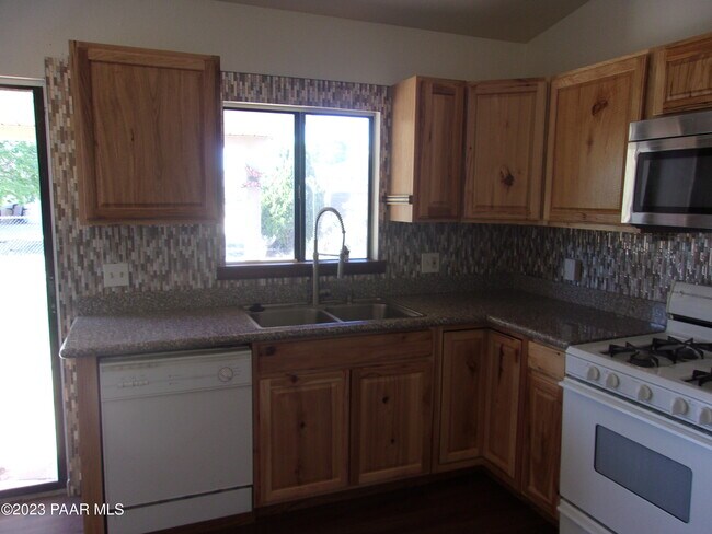 Foto del edificio - 7601 E Cocopah Dr