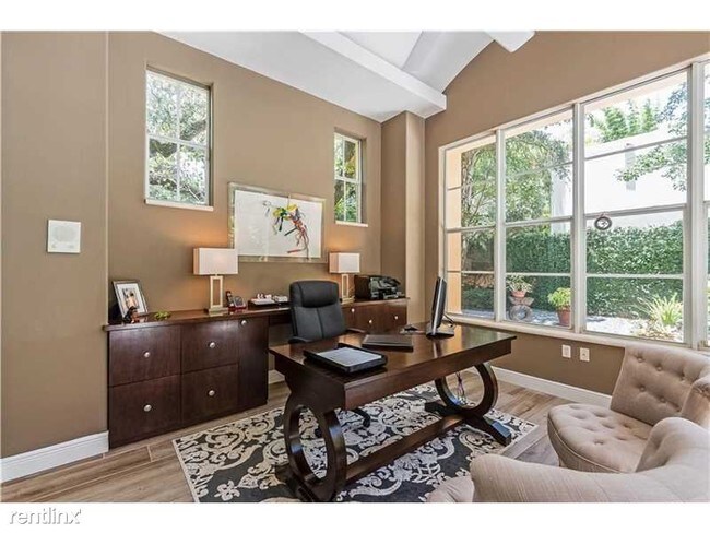 Building Photo - 3741 De Garmo Ln