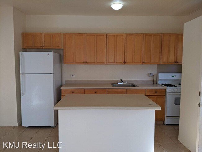 Foto del edificio - 1 br, 1 bath House - 35 S. Kuakini St., #B2