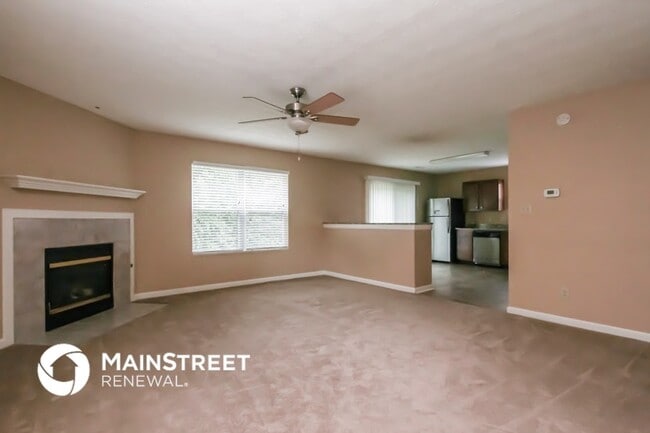 Building Photo - 3338 Montgomery Dr