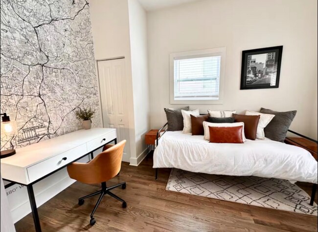 Foto del edificio - 240 Laurel Ave SW