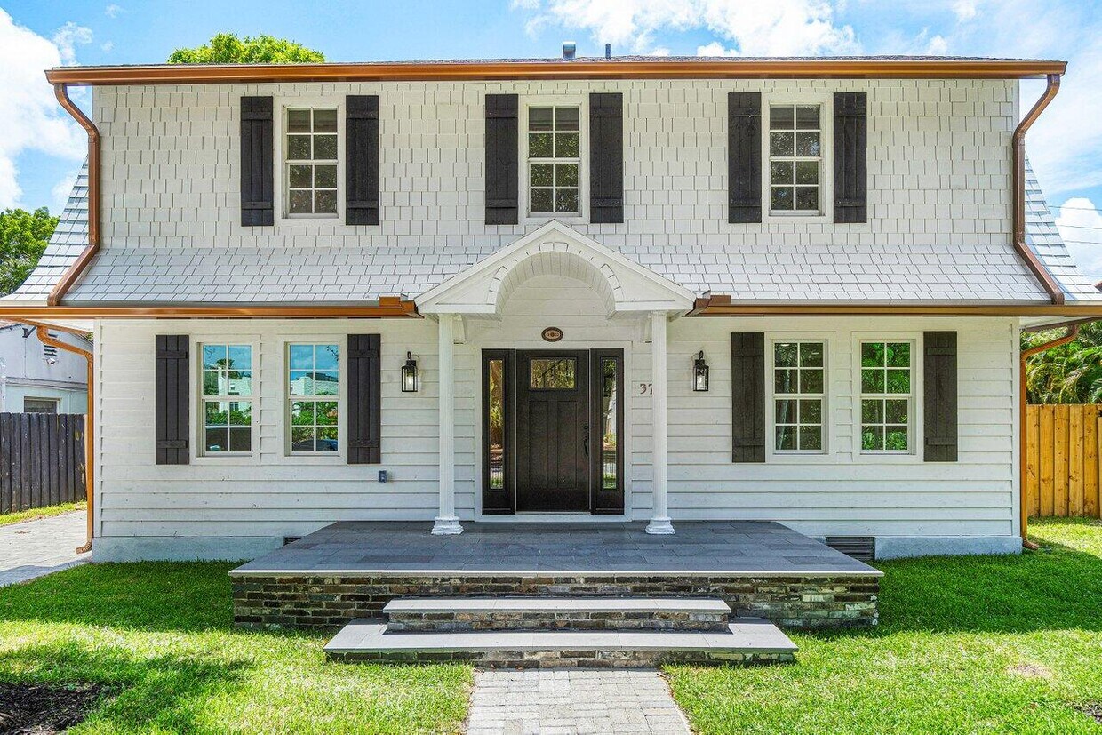 Foto principal - 370 Marlborough Rd