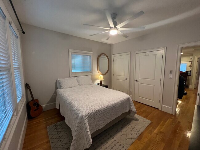 Primary Bedroom 2 - 4370 Washington St