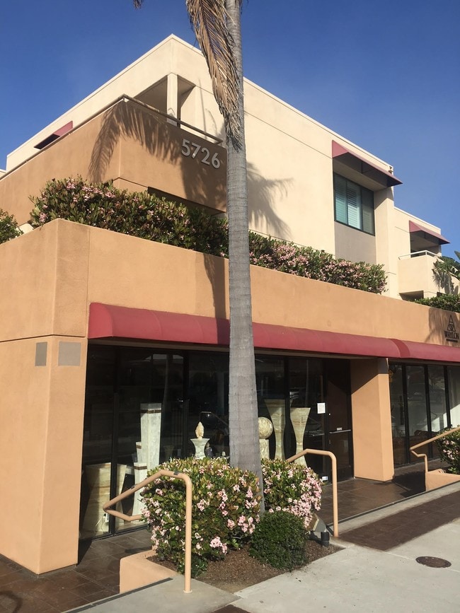 Building Photo - La Jolla Promenade