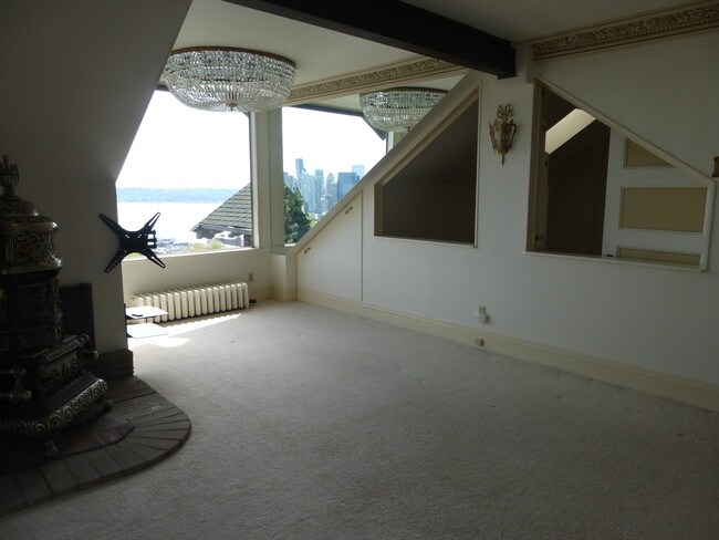 Foto del edificio - 211 W Highland Dr