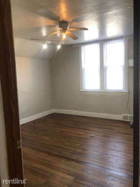 Foto del edificio - 172 E 16th St