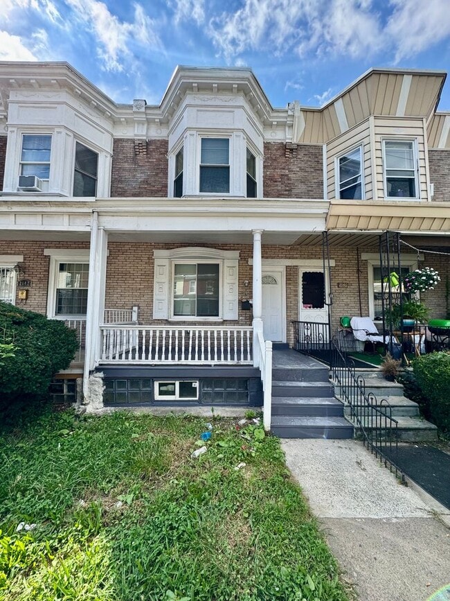 Building Photo - 2144 Medary Ave