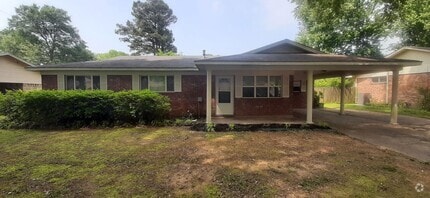 Building Photo - 114 Apache Dr
