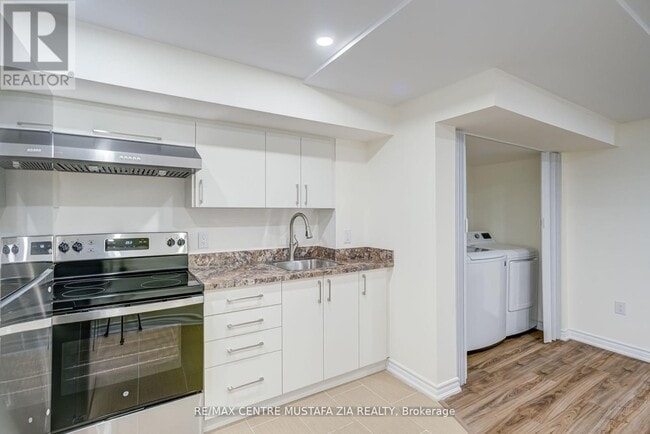 Building Photo - 5557 Northrise Rd