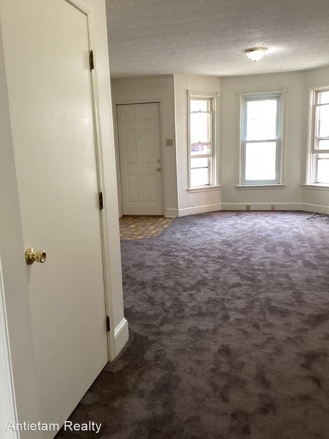 Building Photo - 2 br, 1 bath House - 247 Cleveland Ave.