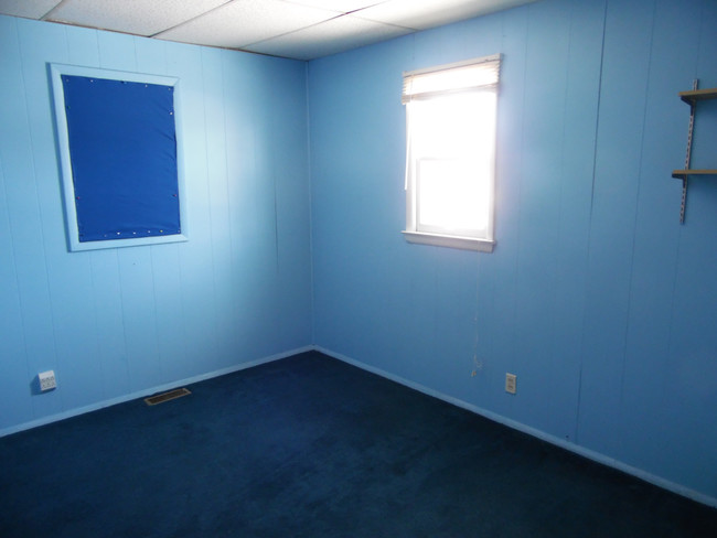 Building Photo - 1354 n 6th st