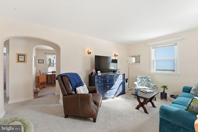 Building Photo - 1411 S Pollard St