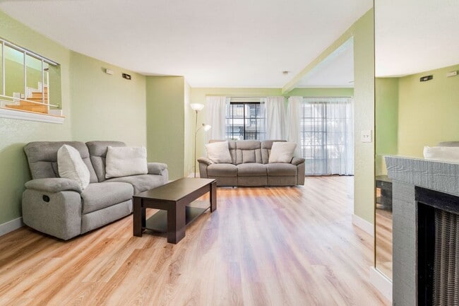 Foto del edificio - 9006 Stacie Ln