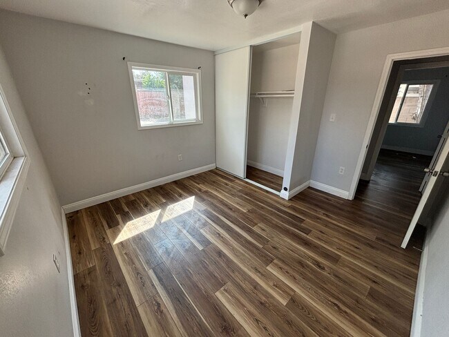Foto del edificio - Updated 3-Bedroom Home with Office on a La...