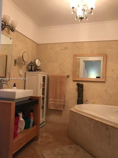 Building Photo - 2335 Trapp Ave