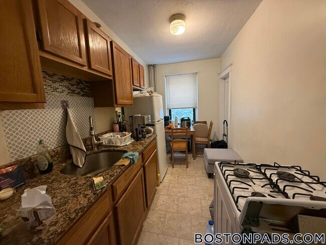 Foto del edificio - 349 Pleasant St