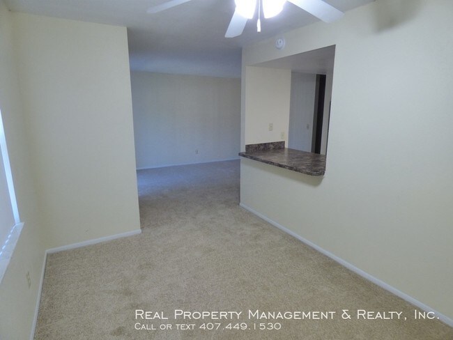 Building Photo - 2 BR / 2 BA Condo in Hawthorne Village