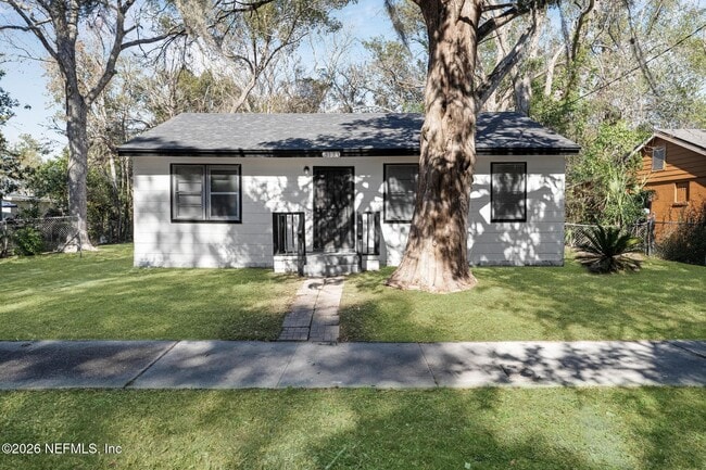 Foto del edificio - 3173 3rd St Cir S