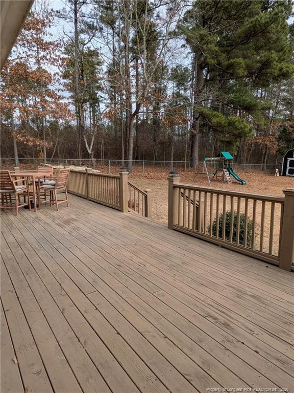 Foto del edificio - 15 Happy Valley Dr