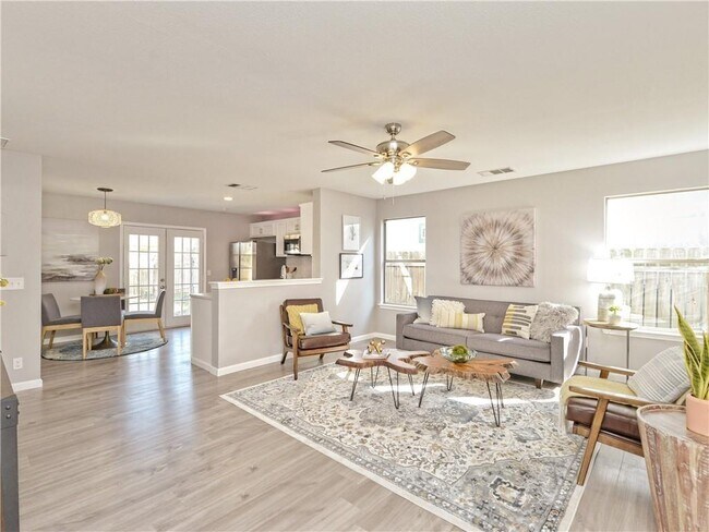 Building Photo - 16800 Hamilton Point Cir