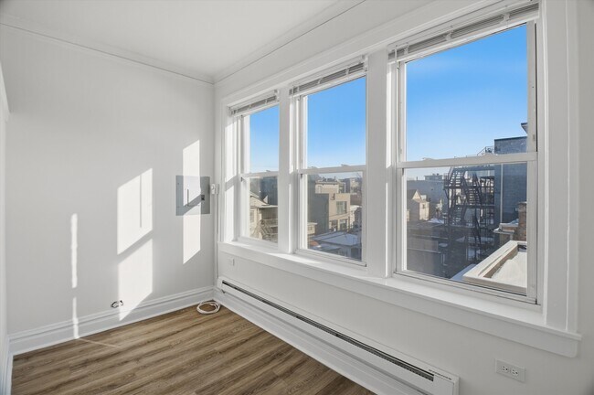 Foto del edificio - 2936 W Palmer St