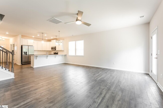 Building Photo - 118 Wild Lily Dr