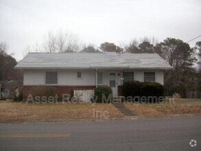 Building Photo - 120 Utah Ave