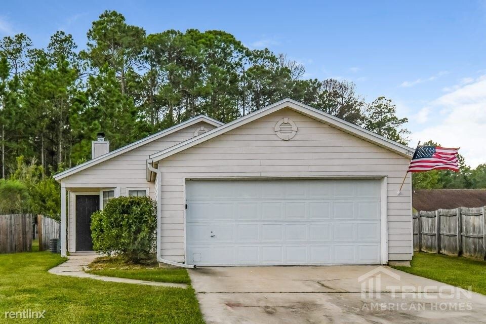 2021 Hunters Trace Cir, Middleburg, FL 32068 House for Rent in
