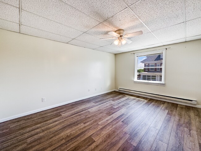 Foto del edificio - 301 N Julian St