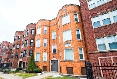 Foto principal - 8014 S Maryland Ave