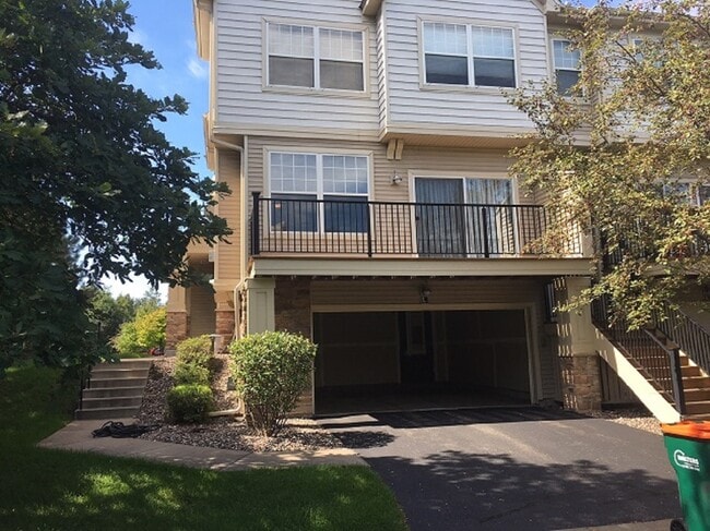 Building Photo - 2423 121st Cir NE