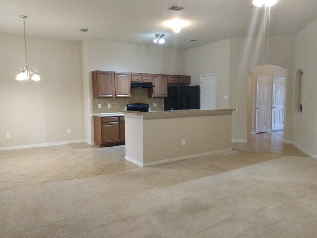 Building Photo - 4007 Shervin Way