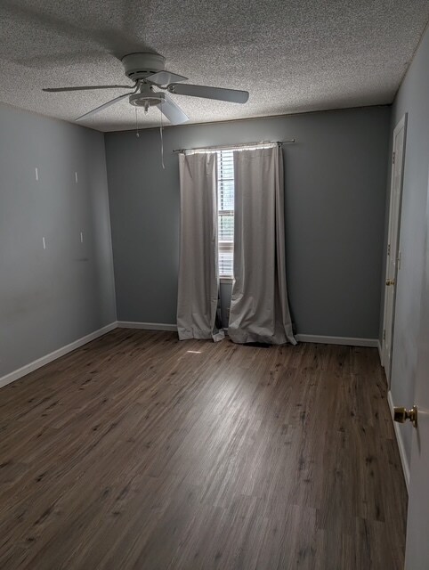 Foto del edificio - 3925 Westlawn Pl