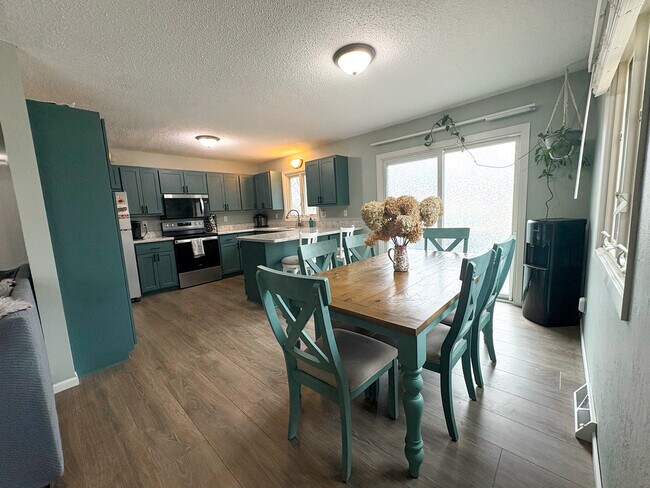 Foto del edificio - 2418 Marquette Dr