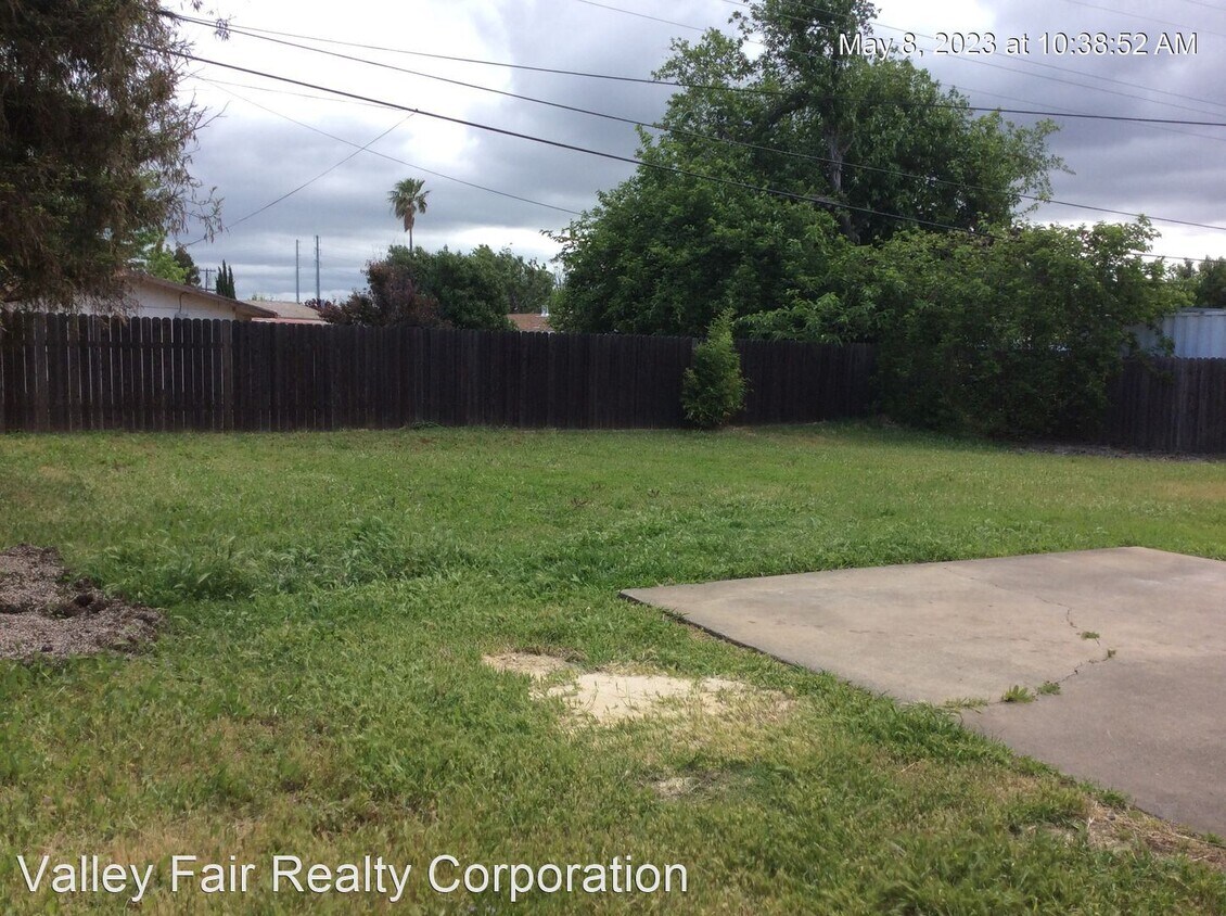 Building Photo - 3 br, 2 bath House - 1857 Park Circle