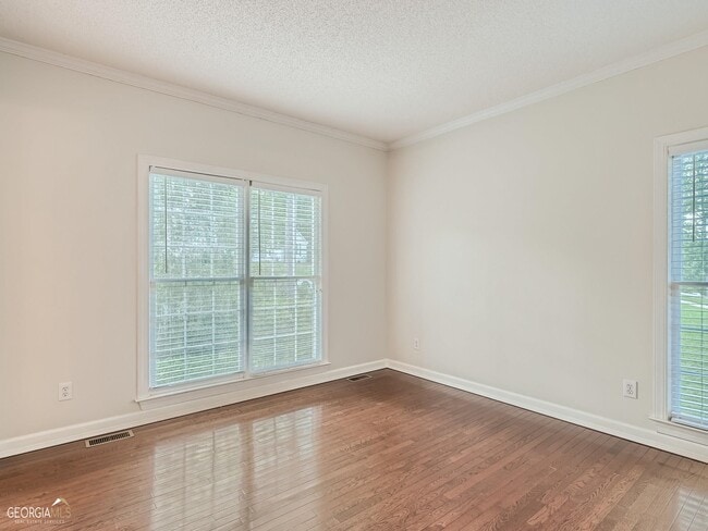 Building Photo - 85 Wyngate Dr